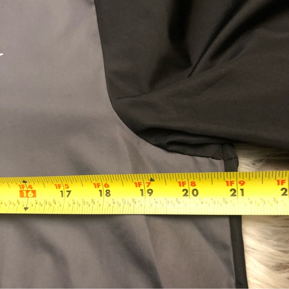 PINK VICTORIA’S SECRET Black Gray Windbreaker Anorak Half-Zip Jacket - Picture 9 of 10